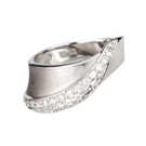 Crest　クレスト（K18WG　ダイヤモンド）