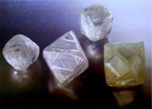 ダイヤ原石そ〜破る