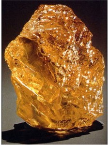 世界最大の黄色原石